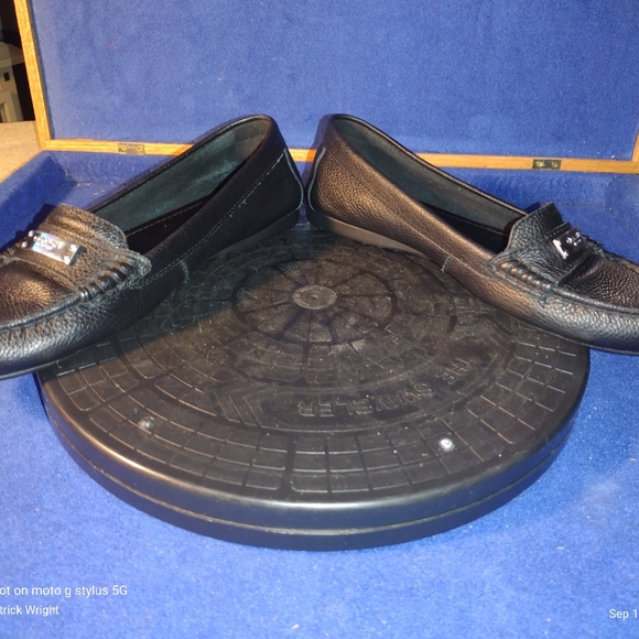Coach New York Black Pebbled Leather Loafers Sz. 9B-US, 39-EU - Picture 4 of 8